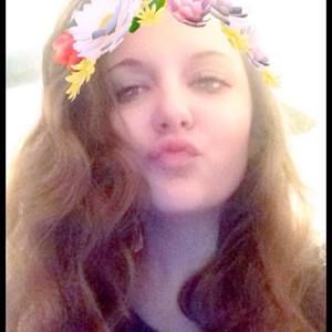 Meet your Posher, Alyssa